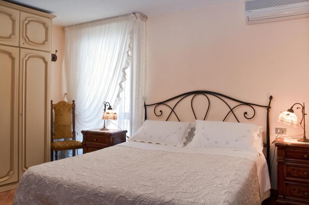أولبيا Bed&Breakfast Chiara الغرفة الصورة