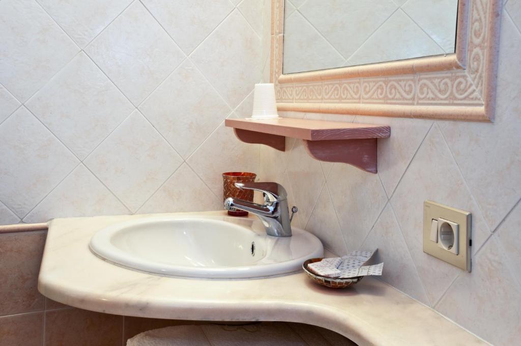 أولبيا Bed&Breakfast Chiara الغرفة الصورة